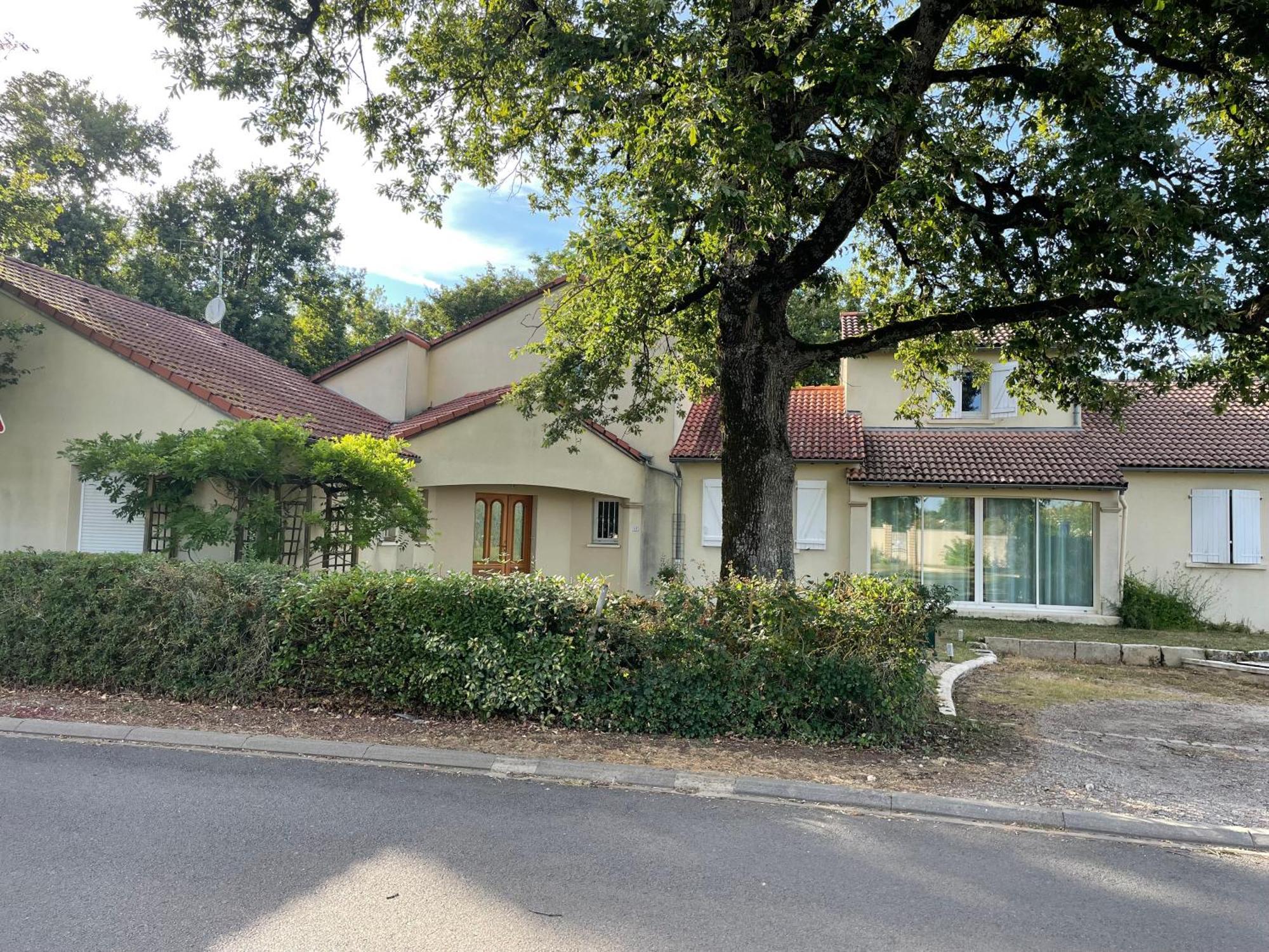 Chambre D'Hote L'Oree Des Buis Vouillé Esterno foto